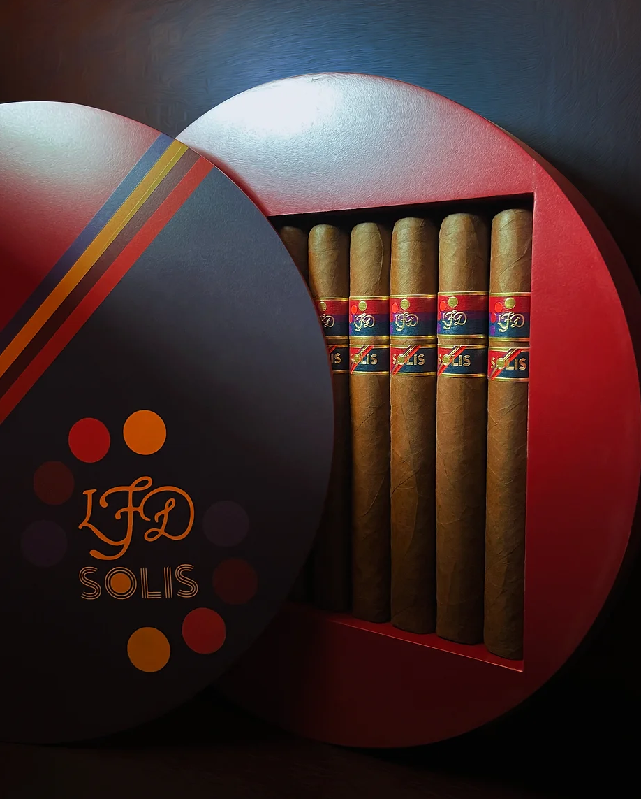 La Flor Dominicana Solis